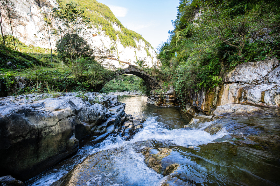 石板河村川溝的忘川橋(謝永奇) (10).jpg